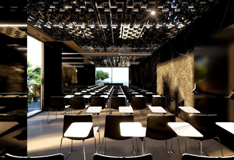 The Promenade Luxury Wellness Hotel