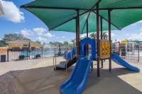 Emerald Greens Condo Resort Hotels in Cheval