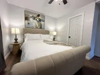 2br-newly Renovated Full Kitchen-3 Mins Asia Dist Hotels in 