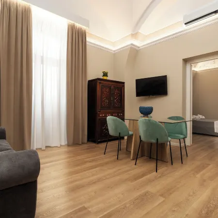 Archimedes Suites