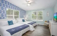 Tropical Oasis with Private Pool and Kayaks - Gorgeous Escape