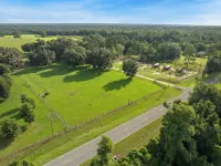 Vista Verde Farm Retreat - Stylish Cabins Nearby Springs Hotels in High Springs