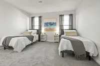 Firepit - Foosball - King Suite - 500Mbps - Office Hotels in Upper Hanover Township