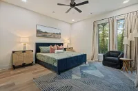 Hot Tub, Fire pit, Games, Crystals, Hiking & More-Lake Ouachita's Luxury Retreat Hotels in 