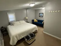 15 Min Walk to Notre Dame! Charming Cottage