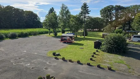 Gästehaus Grunewald Bed & Breakfast Отели в г. Зюдлон