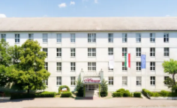 千禧酒店 鄰近Ferencváros的酒店