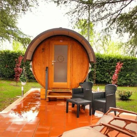 Rifugio DiVino Dormire in Una Botte - Wine Barrel Stay Near Rome