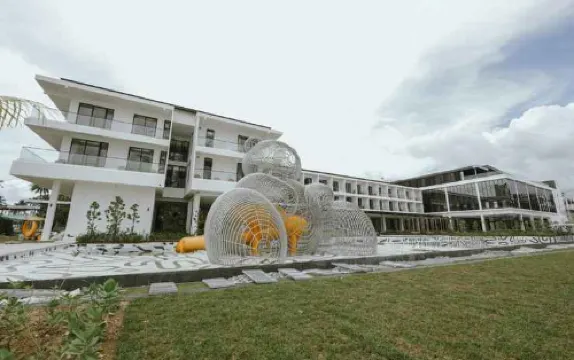 Roxy Beach Resort Hotels in Lundu