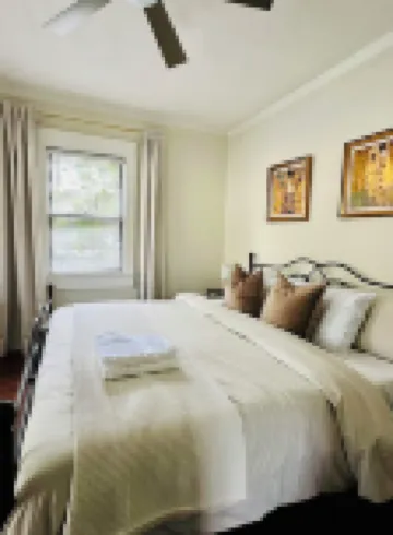 Cozy 1-bedroom with a beautiful backyard in awesome Orlando