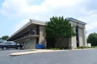 Rodeway Inn Lynchburg Near University - 2-Star