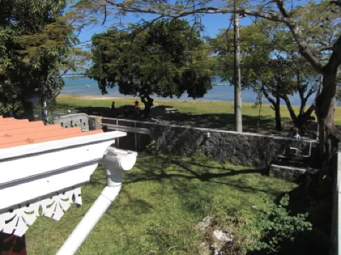 Le Morne Beach Cottage  - beach front cottage at kite and surfspot Hoteles cerca de Baie du Cap