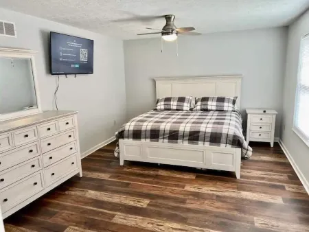 The Winchester Отели в г. Кларк