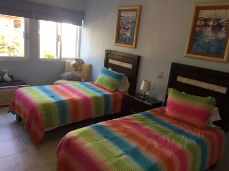 BEACHFRONT on a Budget! ~ Condo Sereno ~ Low Beachfront Rate!