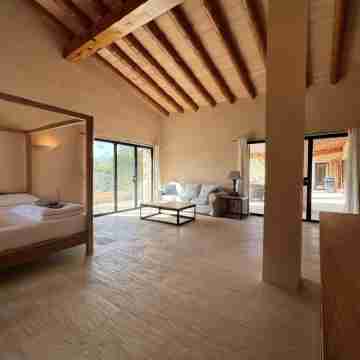 Son Pages - two exclusive houses with sea views, large pool, fully air-conditioned Rooms