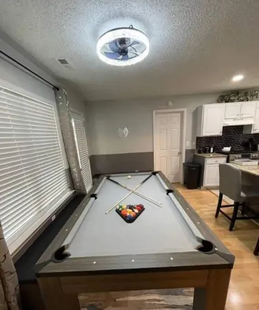 Outdoor Getaway with pool table