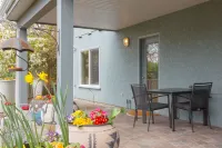 Victoria, ~BC~ - Fully Furnished-Self Contained Garden Suite