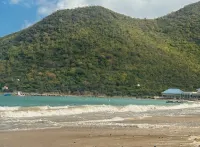 Ocean Front Condo Sint Maarten Luxury & StyleSATURDAY TO SATURDAY RENTALS ONLY