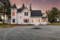 Discover Bonners Ferry charm, steps away from Casino at Best Western Hotels in Bonners Ferry