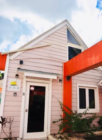 ARA OASIS - loft condo, 5 mins walk to beach