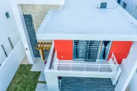 Entire Luxurious Smart Home with Private Pool