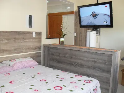 Fit 1 bedroom with panoramic view of the beach, Wi-Fi, Gar. Collective, Embaré (channel 4) Hotels near Canal 3