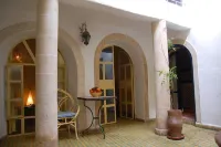 Nice riad in the middle of the old town, a few minutes from the sea