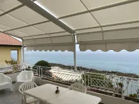 Villa Laura by the sea - P1