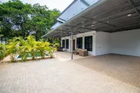 Charming Villa, 5 min walk to Marino Ballena Beach