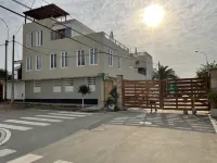 Located in the beach/surf town of Punta Hermosa. 5 minuet walk to the beach!