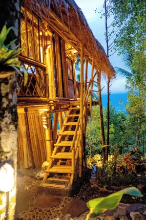 Ayo Hill Villa Отели рядом с достопримечательностью «Klungkung Temple»