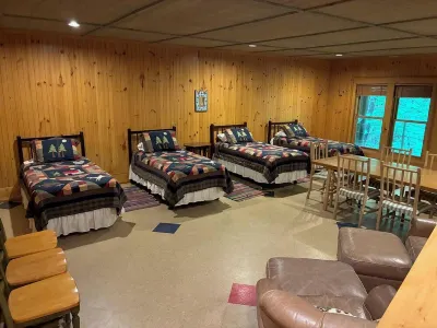 Ruby - A Lovely Cottage in the Woods with Mountain Scenery 탈룰라 고르게 주립공원 주변 호텔