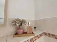 Neumis Ferienwohnung für 4 Gäste, Zentrumsnah - Gemütlich - Familiär - Erholsam Hotel a Lobau