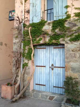 4-star apartment in Banyuls! Duplex with amazing terraces. Beach 2 minutes away!