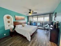 Casa Vista Azul- Perfect location! Stunning ocean views, near Olas Altas/ Centro