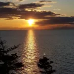 Oceanfront mini home, two decks, with spectacular views.