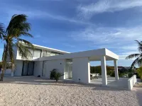 VILLA SKYFALL - Luxury design villa with sea view near Jan Thiel Beach!