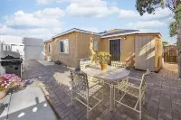 PrivateHOUSE,3Bd1king2Queen w/kitchen,patio,BBQ,Ac,free parking,Laundry &WiFi