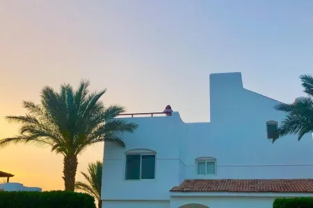 Villa Lumineuse Ensoleillee Toute LA Journee Отели рядом с достопримечательностью «Coraya Divers El Gouna»