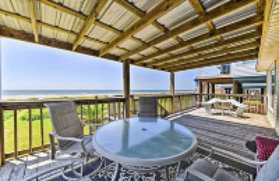Galveston Beach House w/ Private Deck & Gulf Views