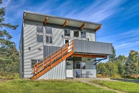 Secluded Getaway w/ Deck, Steps to Fritz Creek!