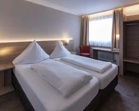 Hotel Pfefferburg Hotels in Schonaich