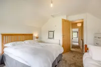 3 Tyn Y Mynydd Hotels in Ysbyty Ifan
