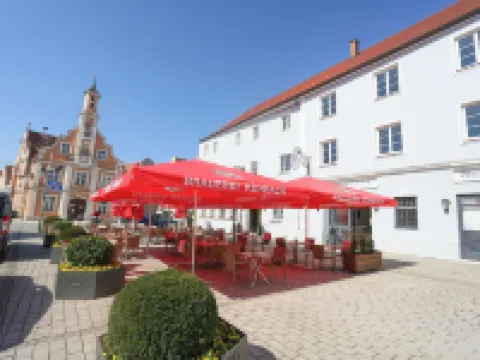 Hotel Lutz Hotels in Rain