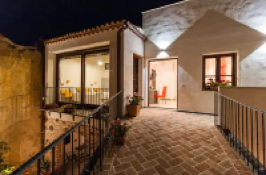 Domo Pro Vois Hoteles en Orosei