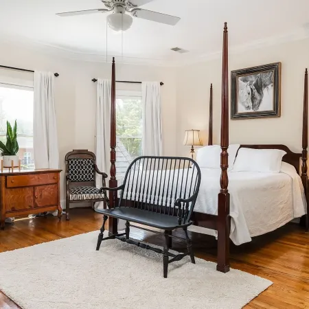 The 1425 Inn