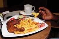 Neon Hotel Ntinda - petit déjeuner