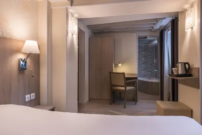 L'Ouest Hotel Hôtels à : Paris