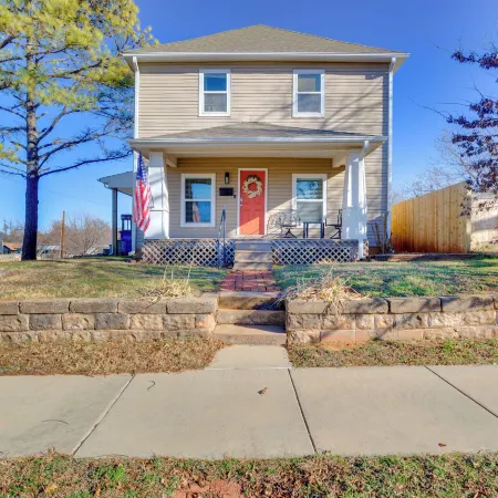 Historic Home Half-Mile to Downtown Guthrie!