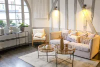 Logis Hôtel & Restaurant du Sauvage Hotels in Chartronges